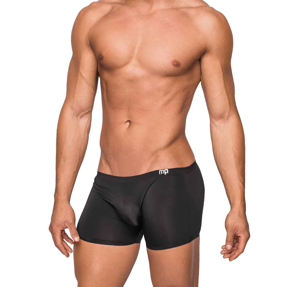 Seamless Sleek Short W/Sheer Pouch Black S